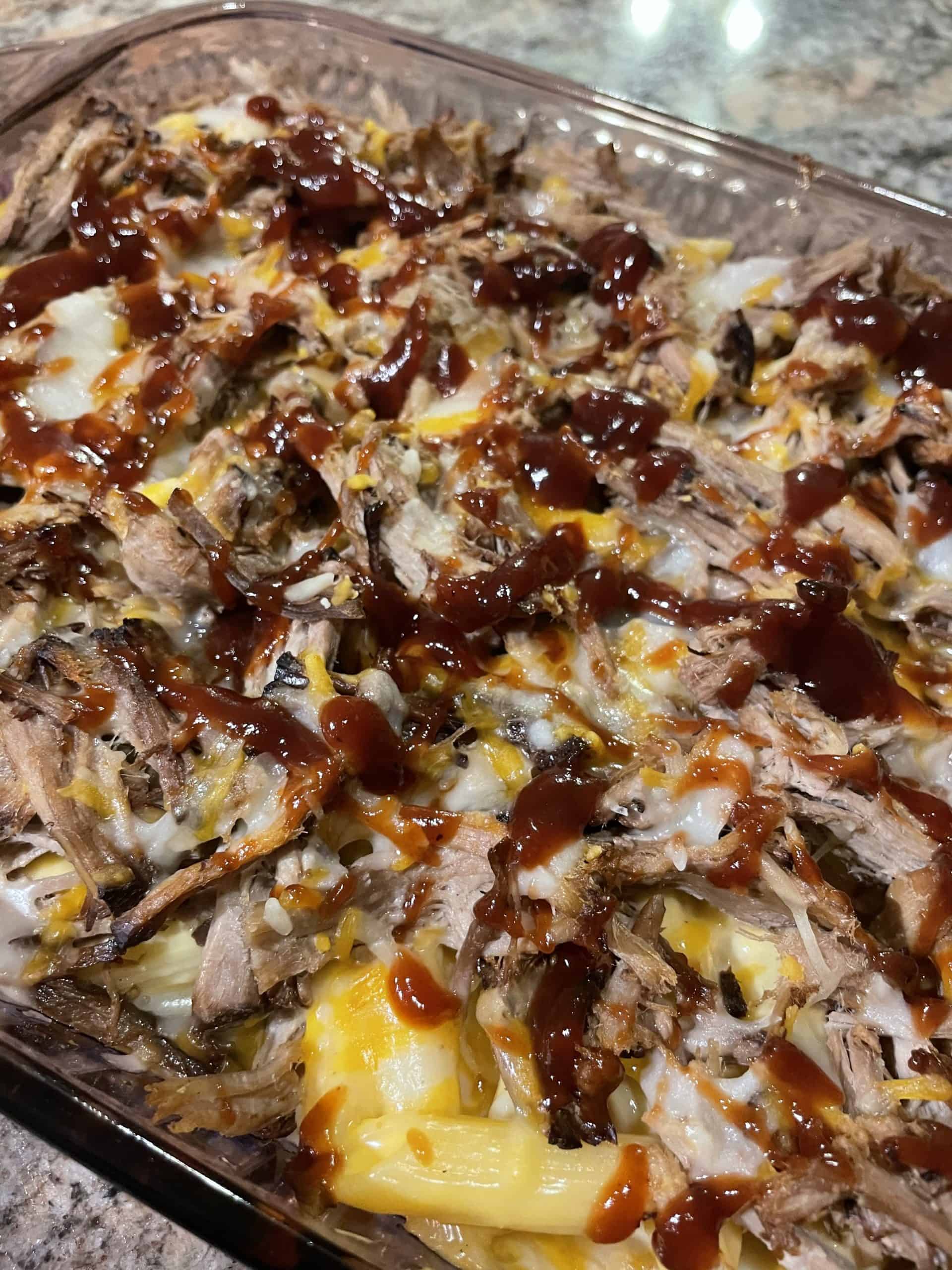 BBQ Sauce topped Pulled Pork Mac-n-cheese