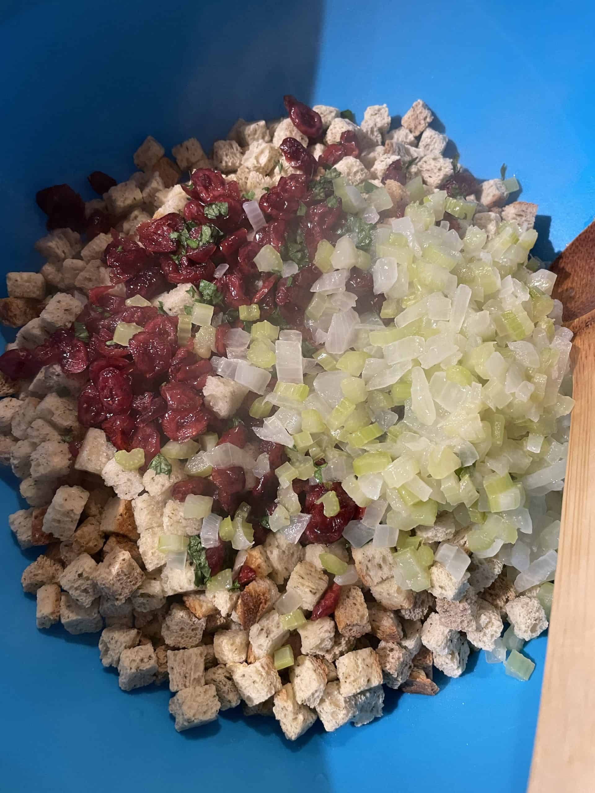 Combine all of the cranberry stuffing ingredients.