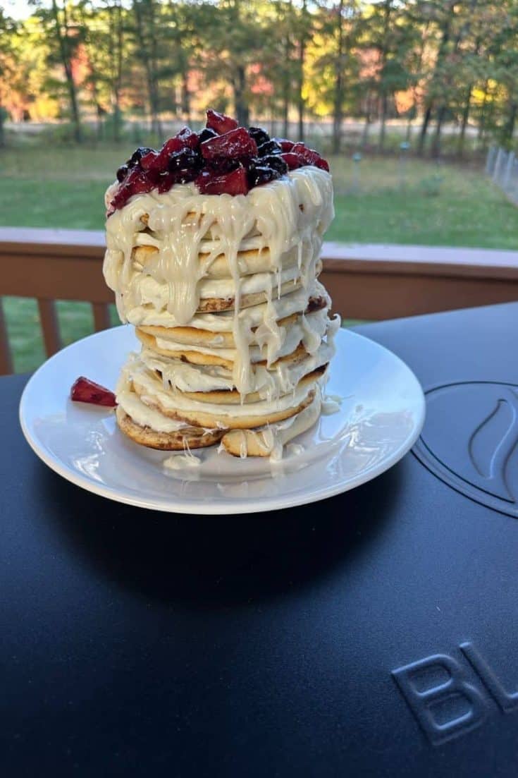 Smashed Cinnamon Roll Cake