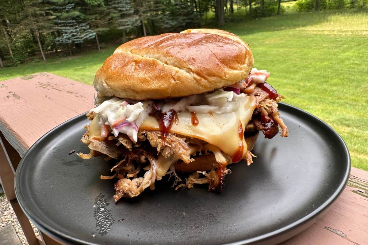 Pulled Pork Smashed Burger 